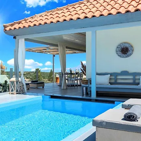 Olive Heated Pool Villa *